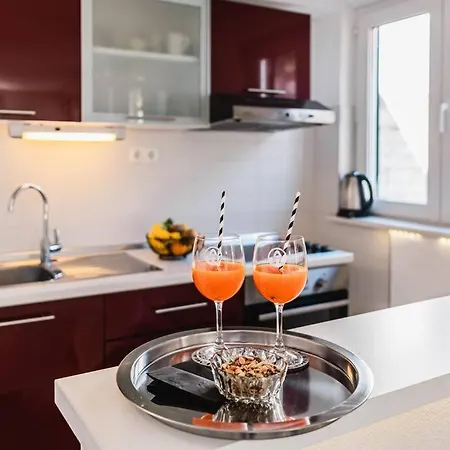 Holiday Home Marina-Renovated House In City Center Rogoznica  Kültér fotó