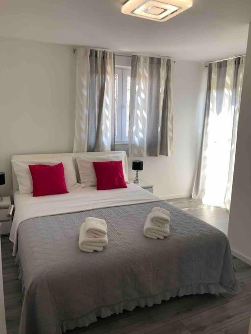 Marina-renovated House In Center Rogoznica (Sibenik-Knin)